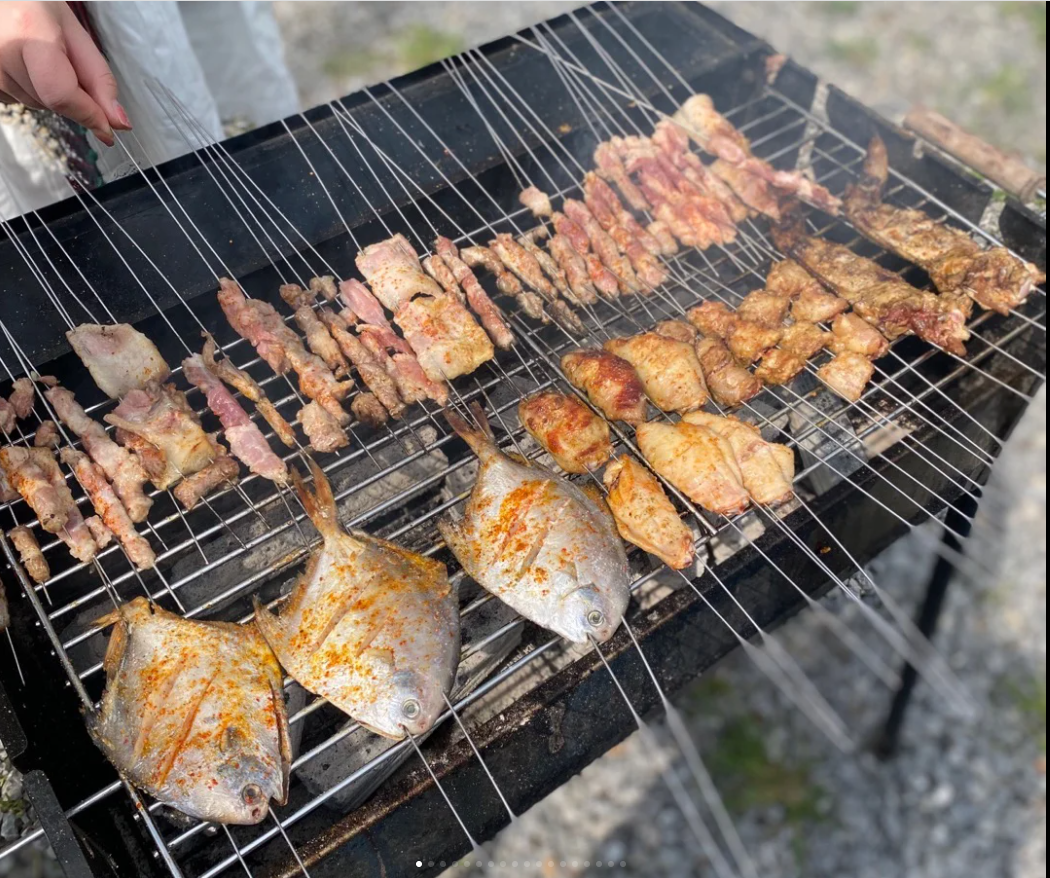 济南三人行画室烧烤节