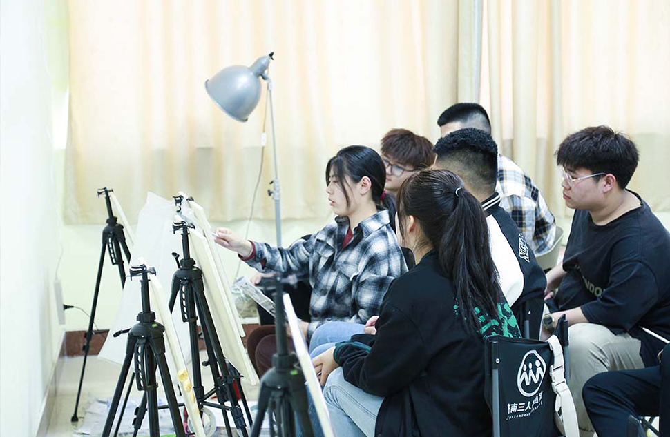 济南三人行画室